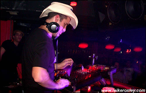 DSCN4963_web.jpg