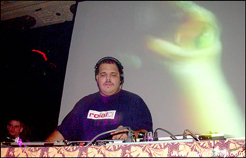 DSCN5180_web.jpg
