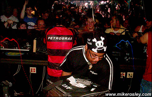 DSCN7979_web.jpg