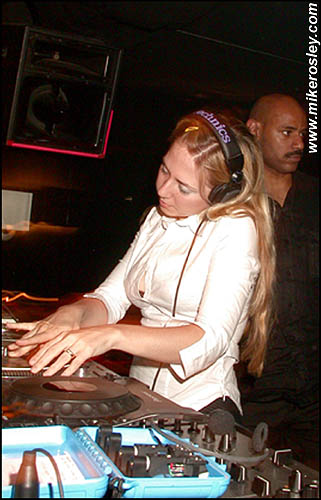 DSCN7302_web.jpg