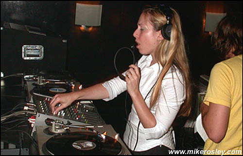 DSCN7303_web.jpg