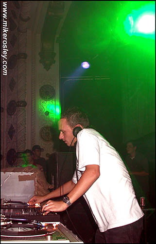DSCN8127_web.jpg