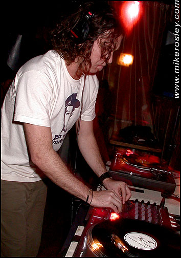 slicks_031804_008_web.jpg