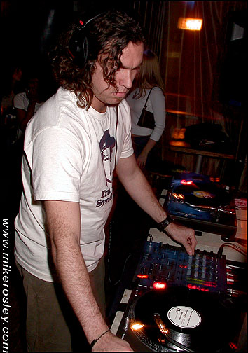 slicks_031804_009_web.jpg